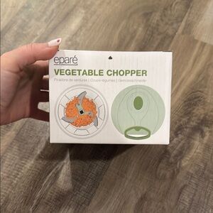 Never used or opened Eparé Vegetable Chopper - White and Green